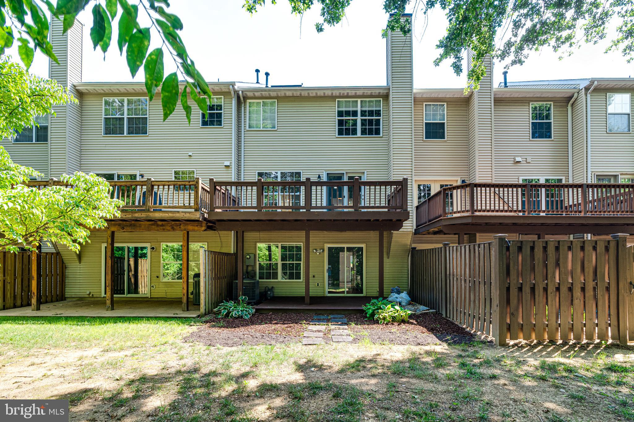 KINGSTOWNE - Residential Lease