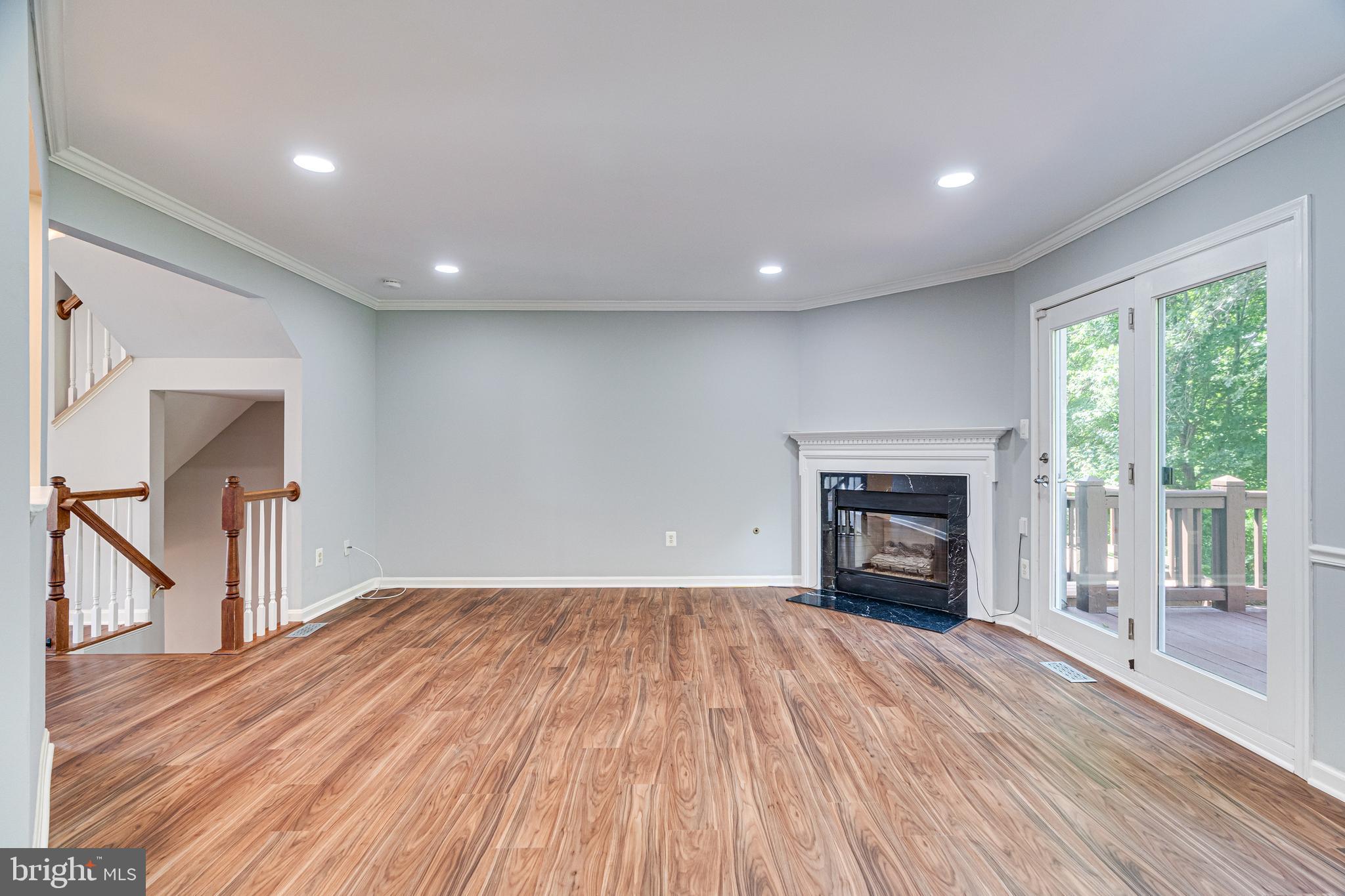 KINGSTOWNE - Residential Lease