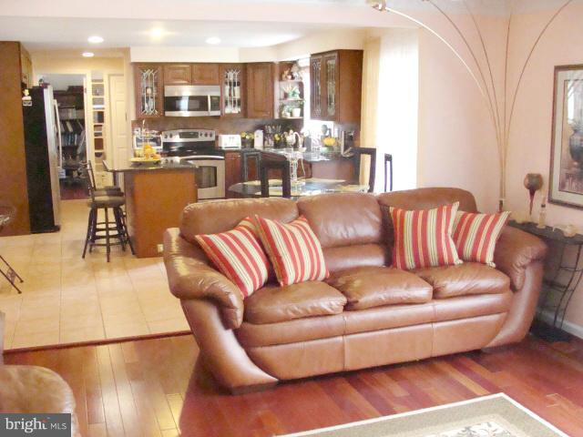 DUFIEF MILL - Residential