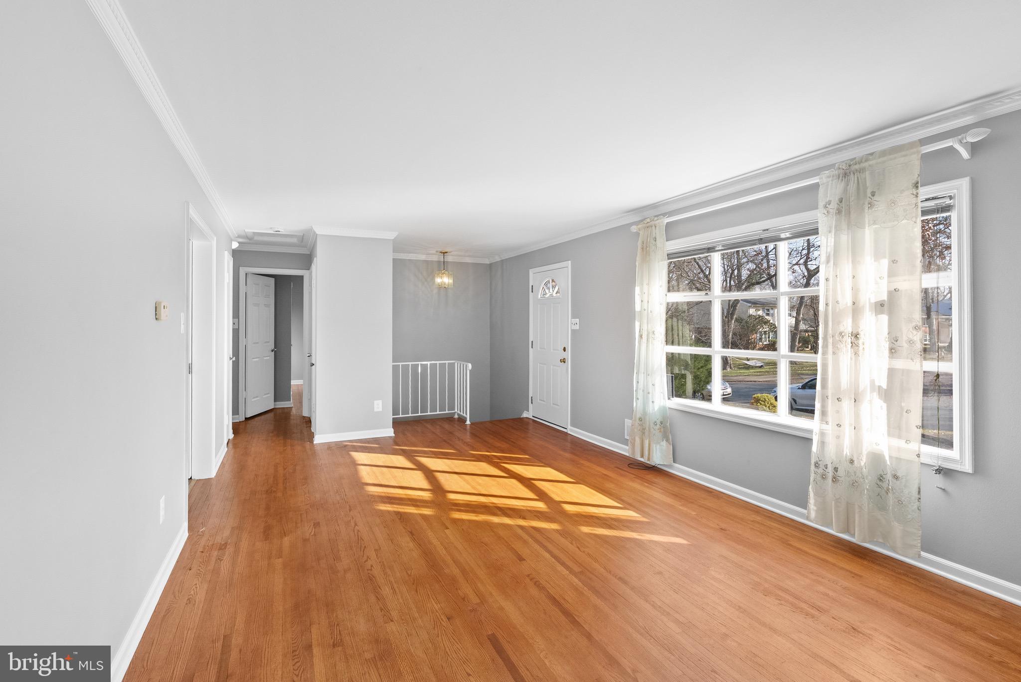 ROLLING VALLEY - Residential