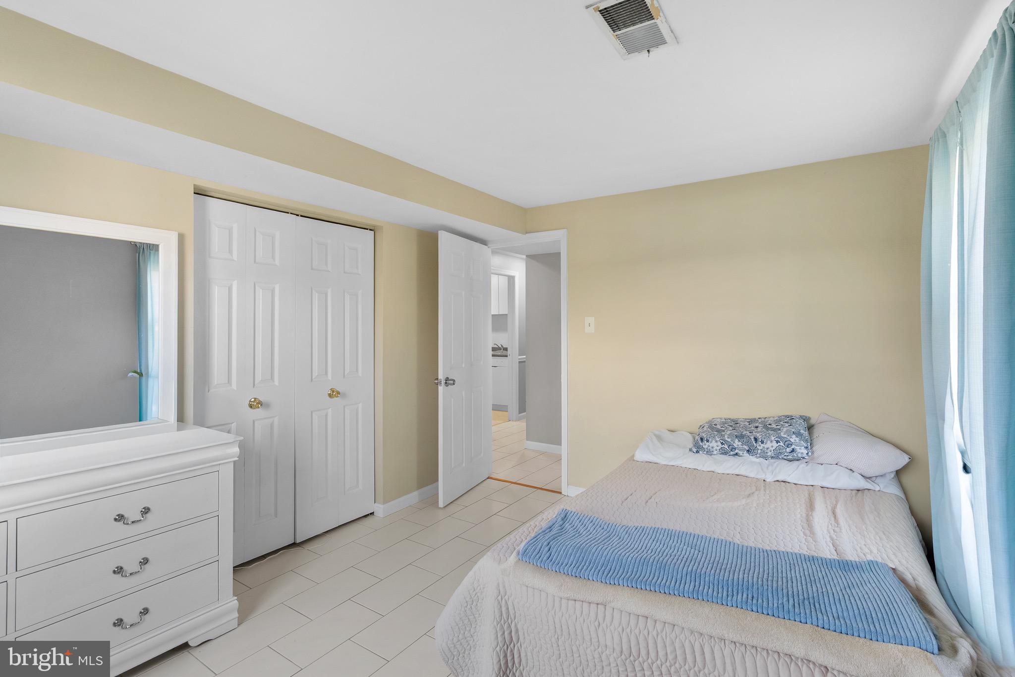 ROLLING VALLEY - Residential