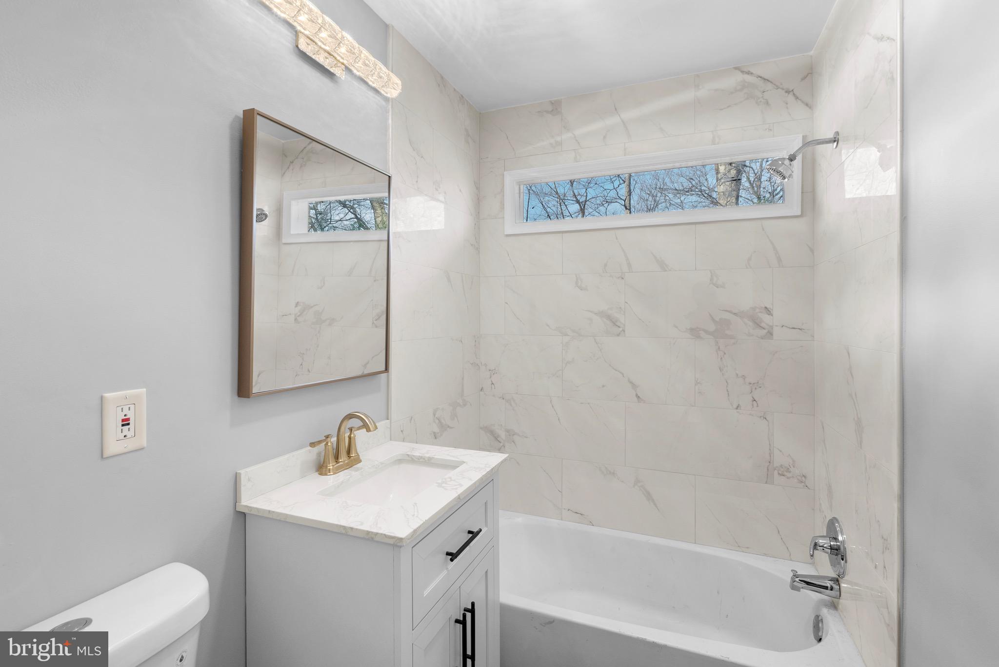 ROLLING VALLEY - Residential