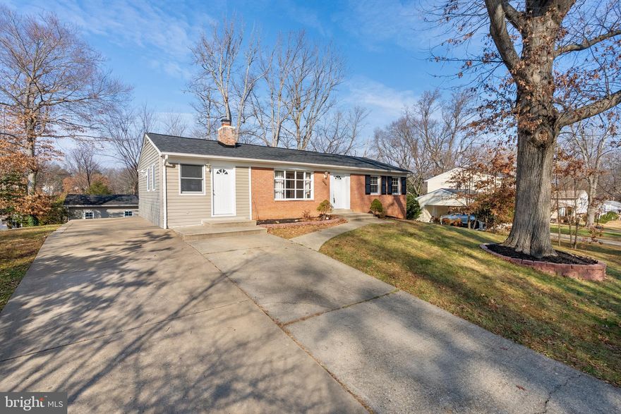 Welcome to 8600 Kentford Dr, Springfield, VA 22152 — a beautifully maintained, move-in-ready two-level home offering comfort, convenience, and exceptional flexibility.
This spacious 4-bedroom, 2-bathroom residence features a bright and versatile layout designed to fit a variety of lifestyles. The main living areas offer great natural light and comfortable everyday living, while the upper level includes an additional loft/office area, new quartz counter tops — perfect for working from home, a creative studio, or a quiet reading nook. The lower level provides more flexible space for recreation, guests, or a home gym with independent rear entrance, two bedrooms and a full bathroom.
Outside, a large detached storage building offers abundant room for tools, equipment, or hobby projects. The property also includes a 4-car driveway, giving you plenty of off-street parking.

Location & convenience:
Easy commuting thanks to quick access to major regional routes including Interstate 95 (I-95), Interstate 395 (I-395), Interstate 495 (the Capital Beltway), Fairfax County Parkway, and Franconia–Springfield Parkway (SR-289)
Zoned for highly regarded public schools including Hunt Valley Elementary School, Irving Mill Middle School, and West Springfield High School.