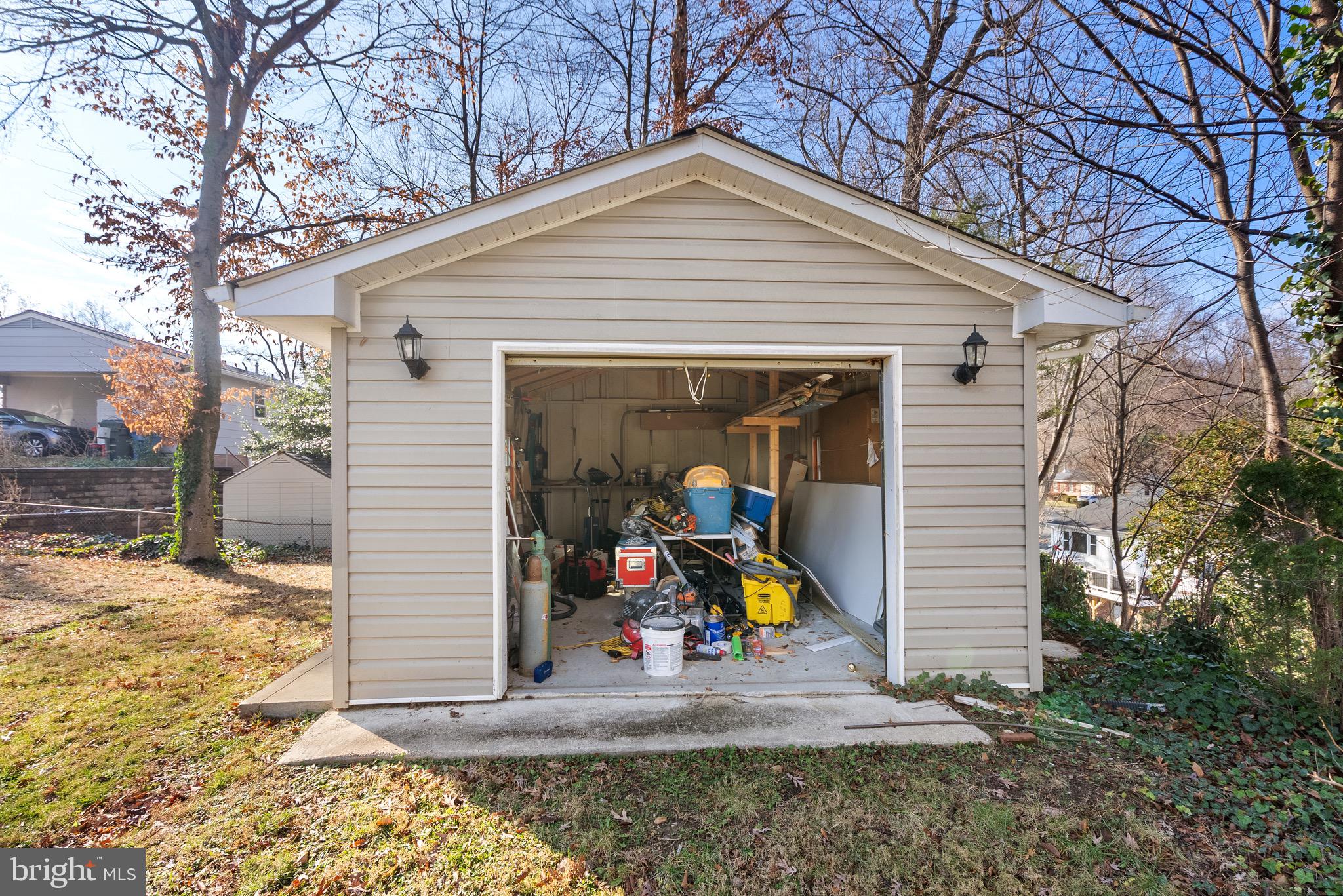 ROLLING VALLEY - Residential