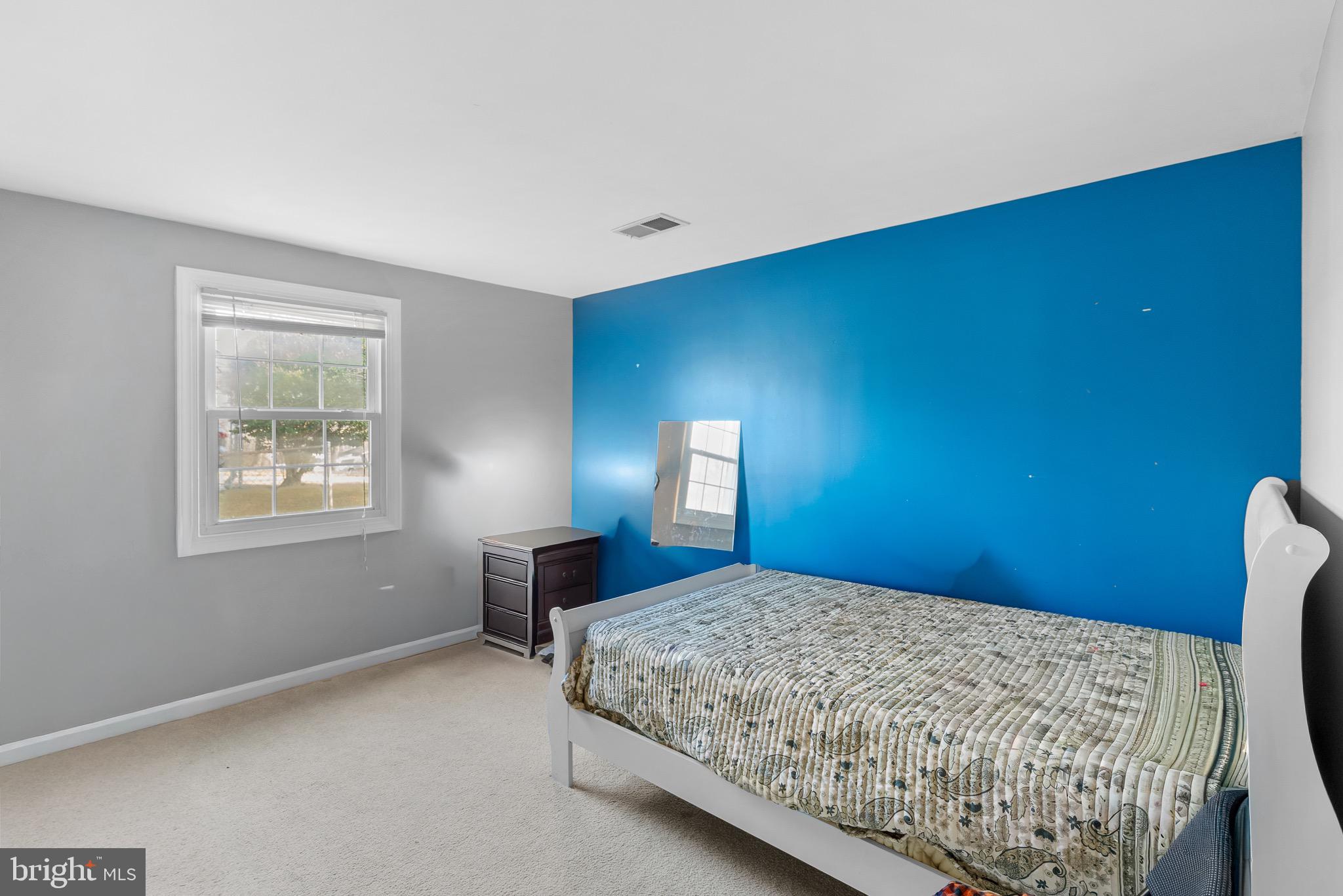 ROLLING VALLEY - Residential