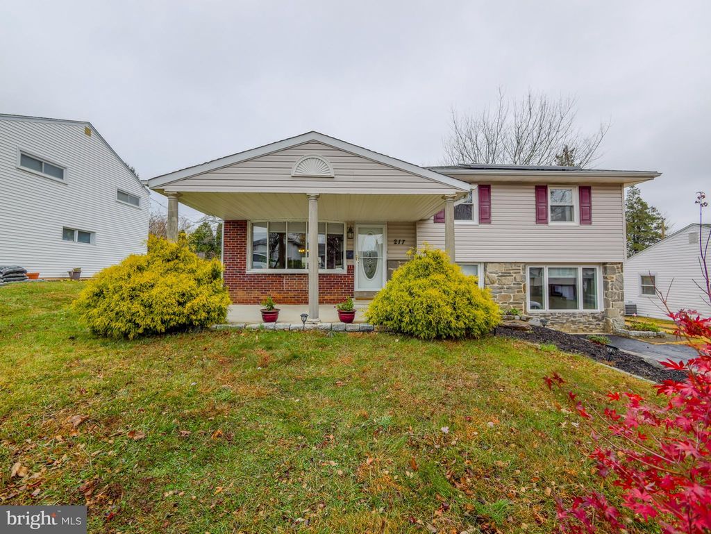 Photo of 217 Bramber Drive, BROOMALL, PA 19008 (MLS # PADE2104148)