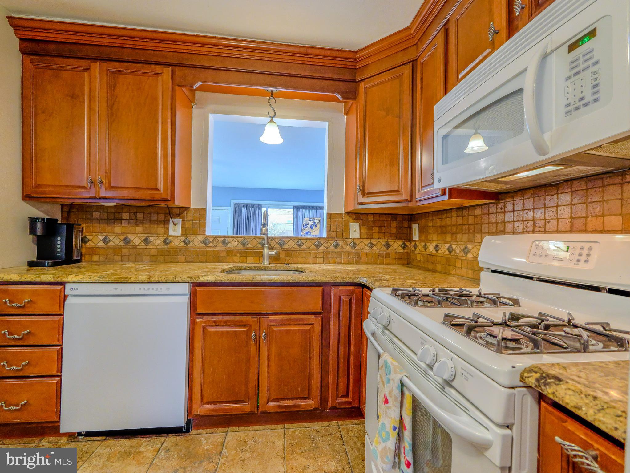 LAWRENCE PARK - Residential