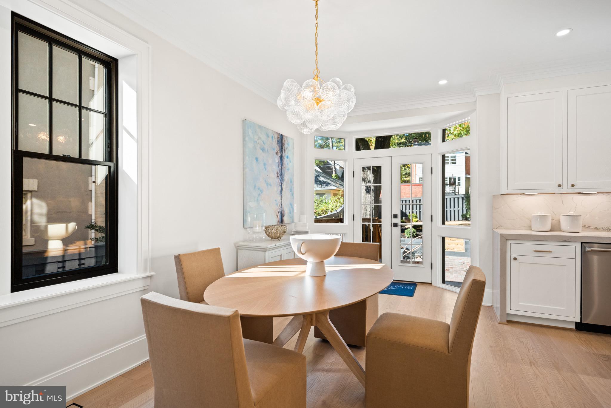 OBSERVATORY CIRCLE - Residential