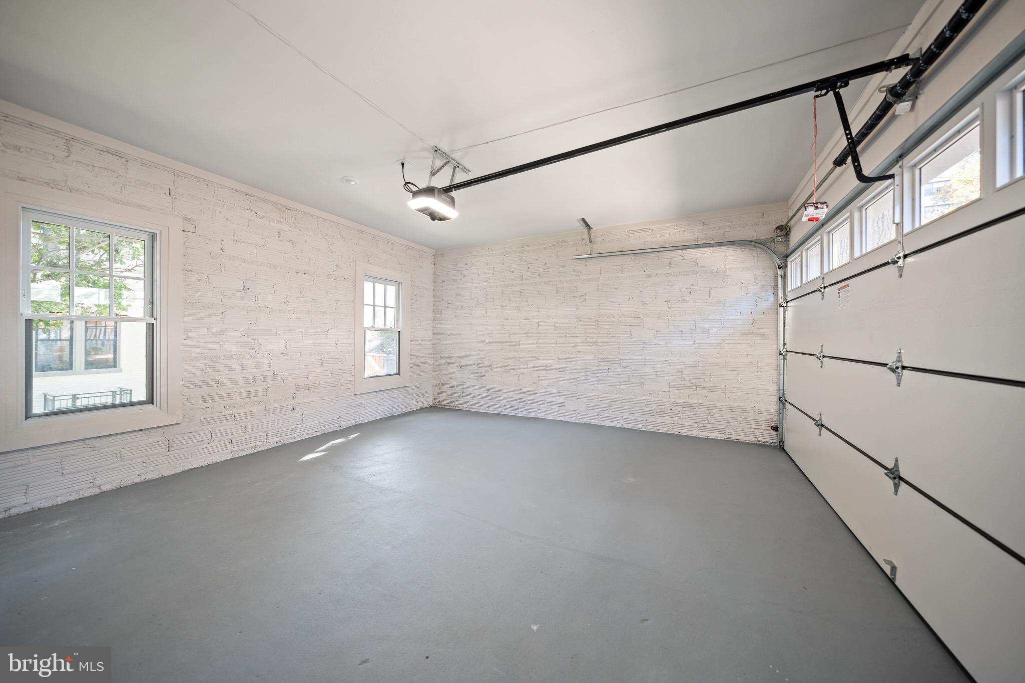 OBSERVATORY CIRCLE - Residential