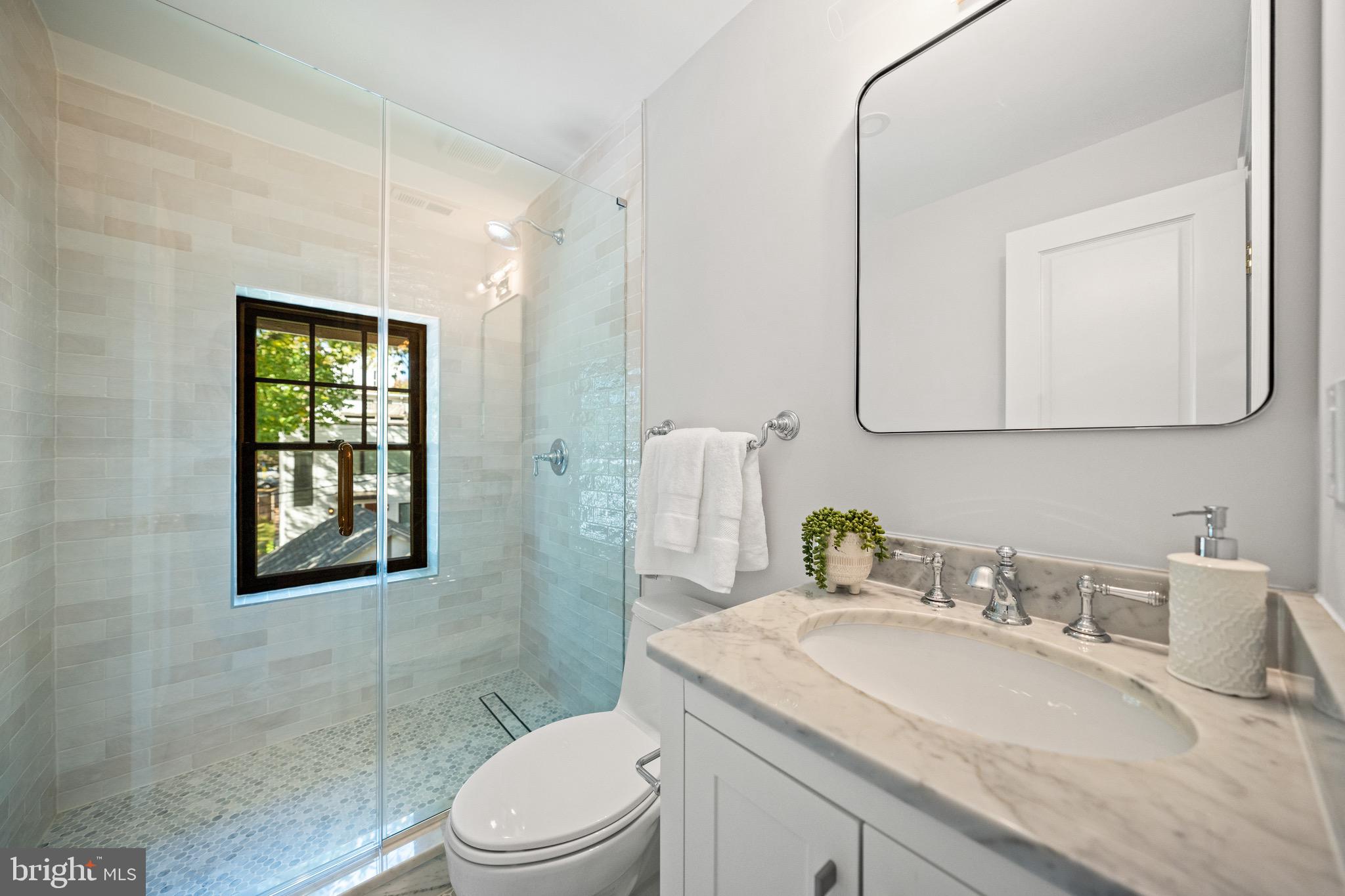 OBSERVATORY CIRCLE - Residential