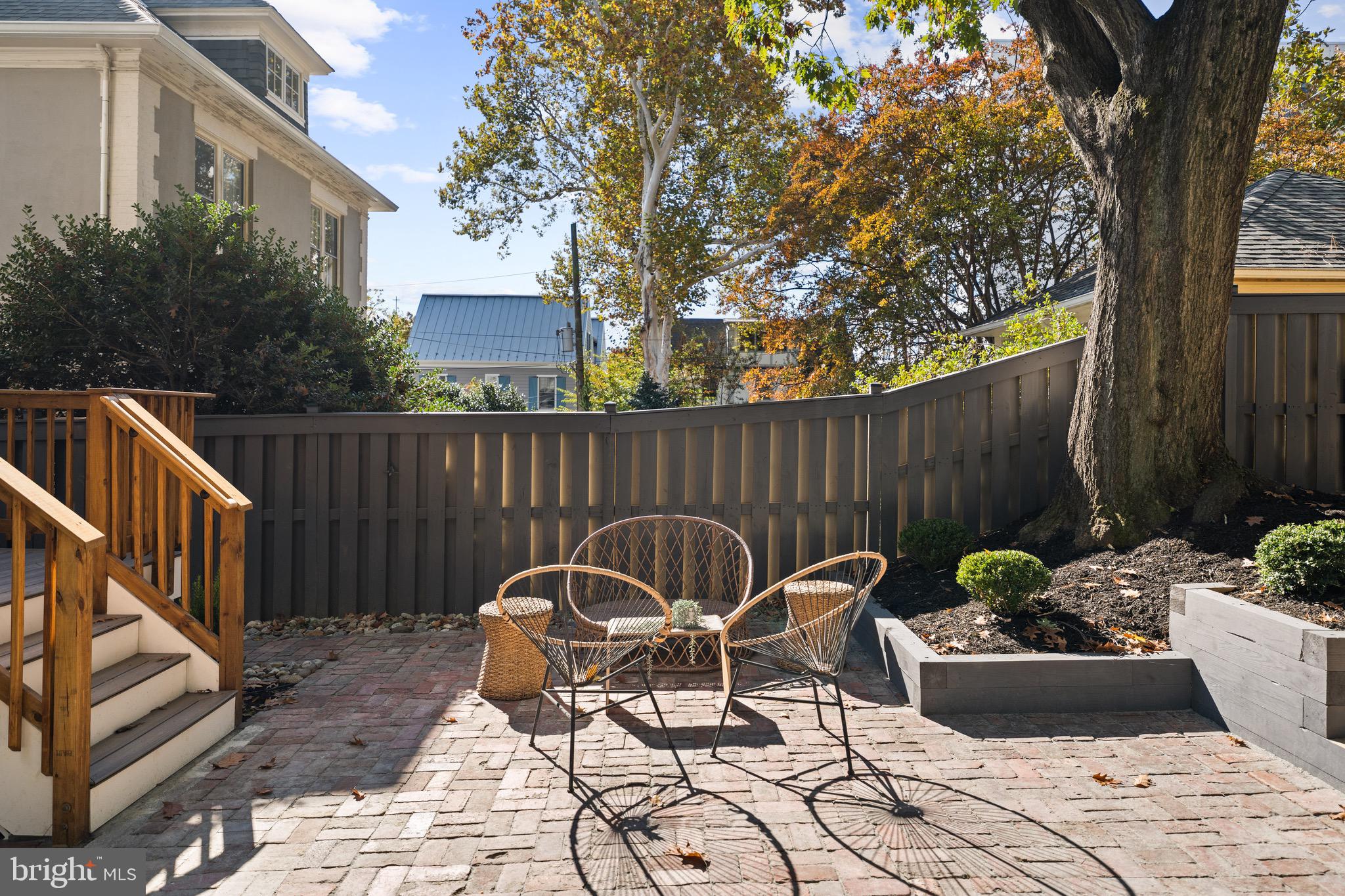 OBSERVATORY CIRCLE - Residential