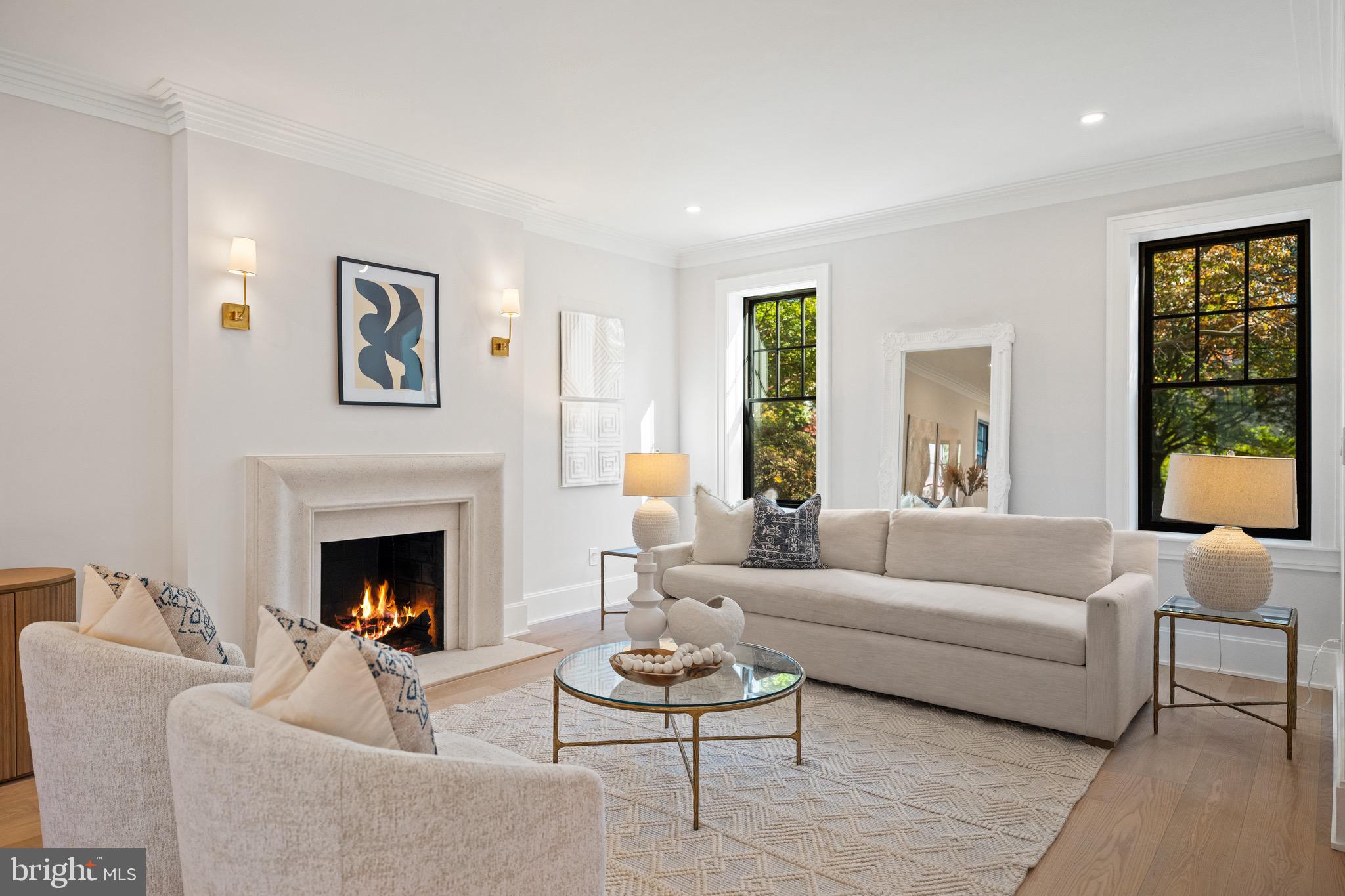 OBSERVATORY CIRCLE - Residential