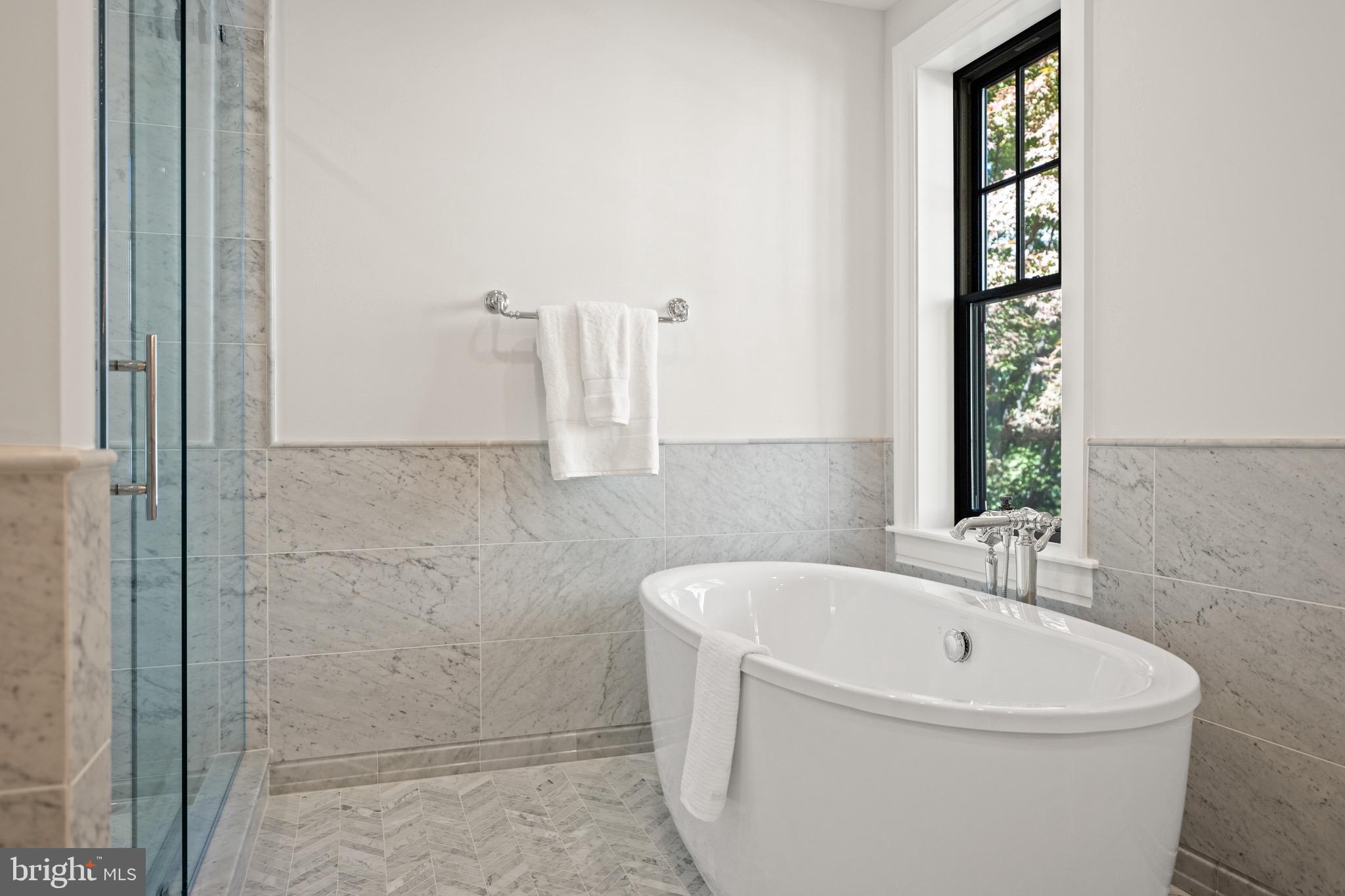 OBSERVATORY CIRCLE - Residential