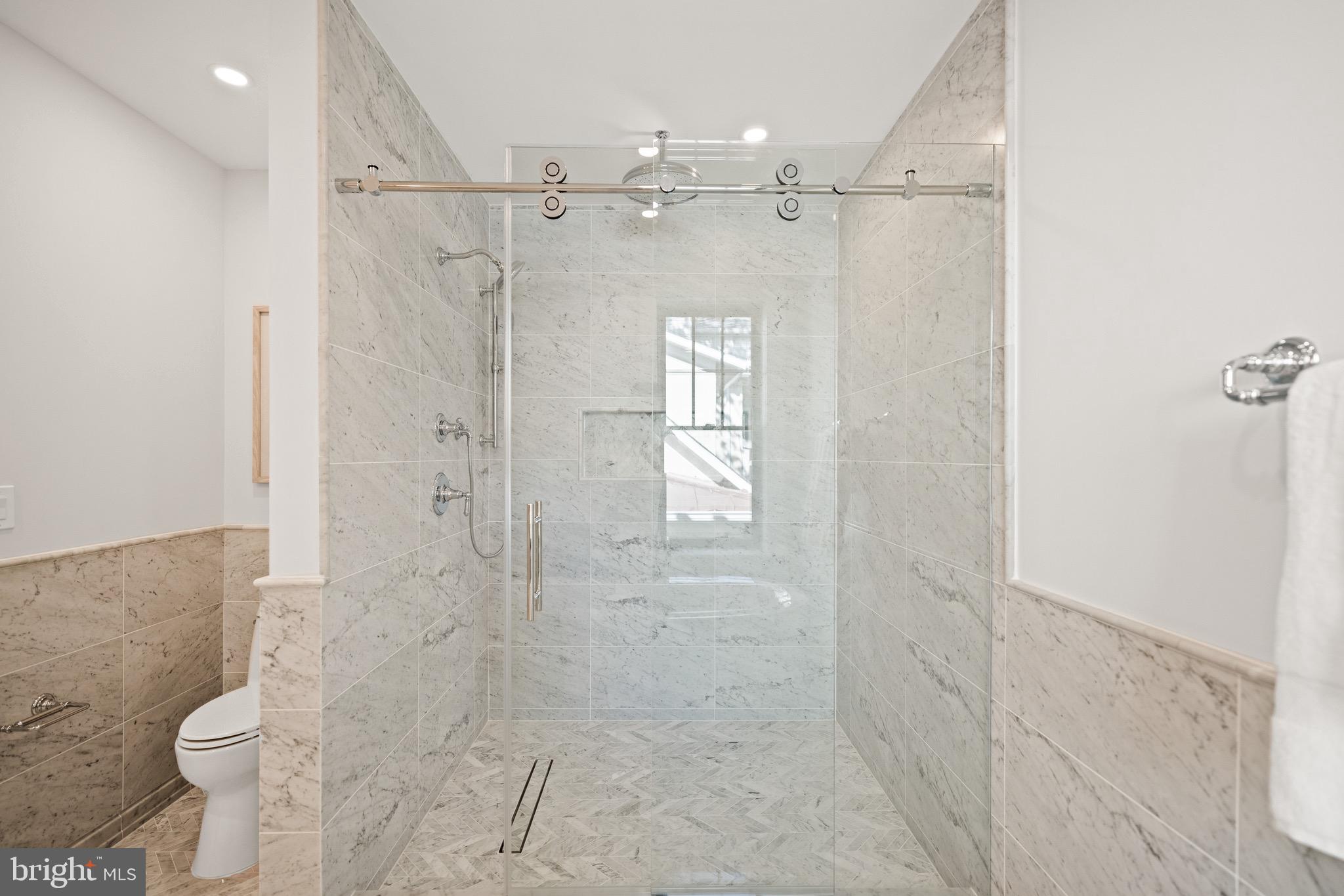 OBSERVATORY CIRCLE - Residential