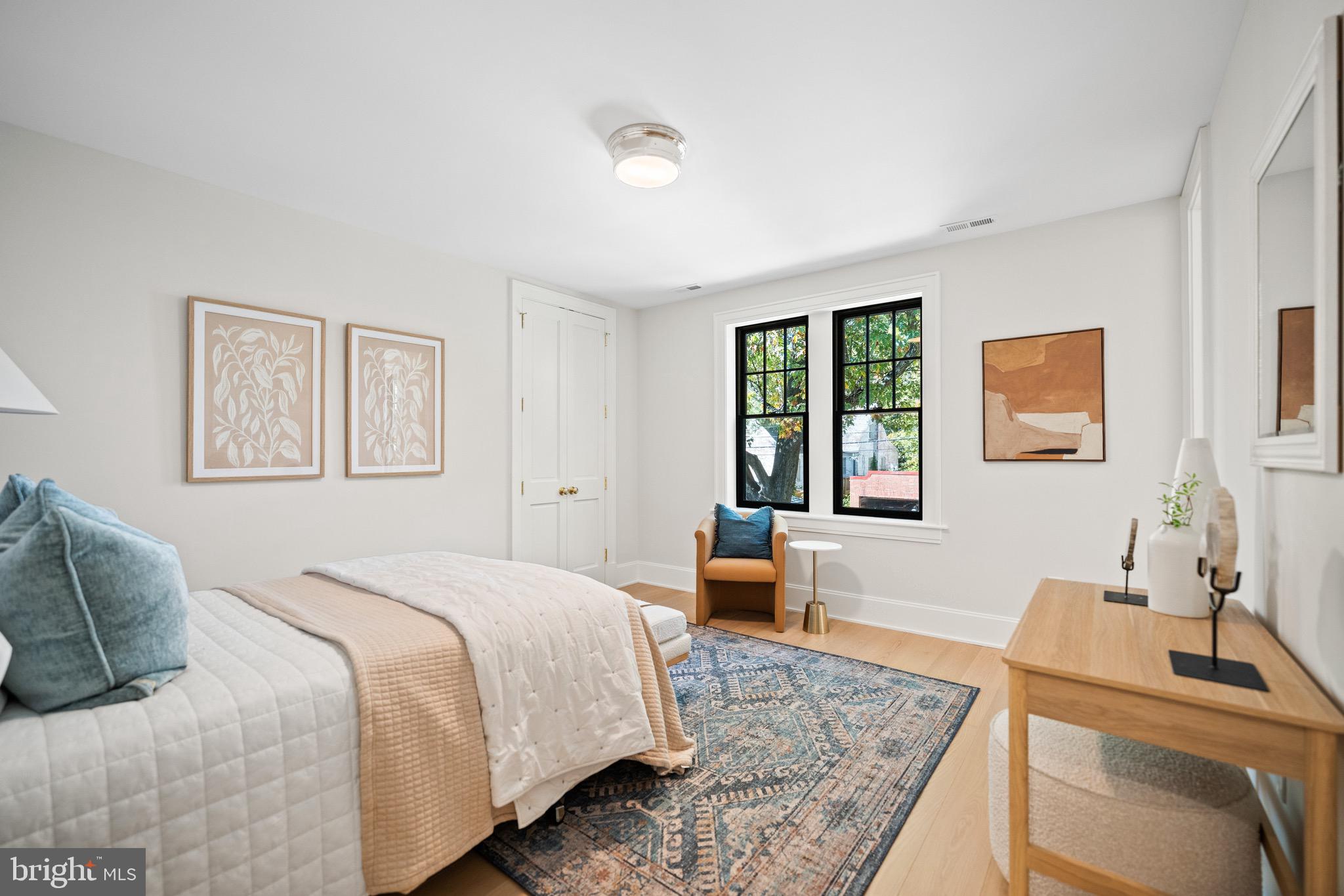 OBSERVATORY CIRCLE - Residential