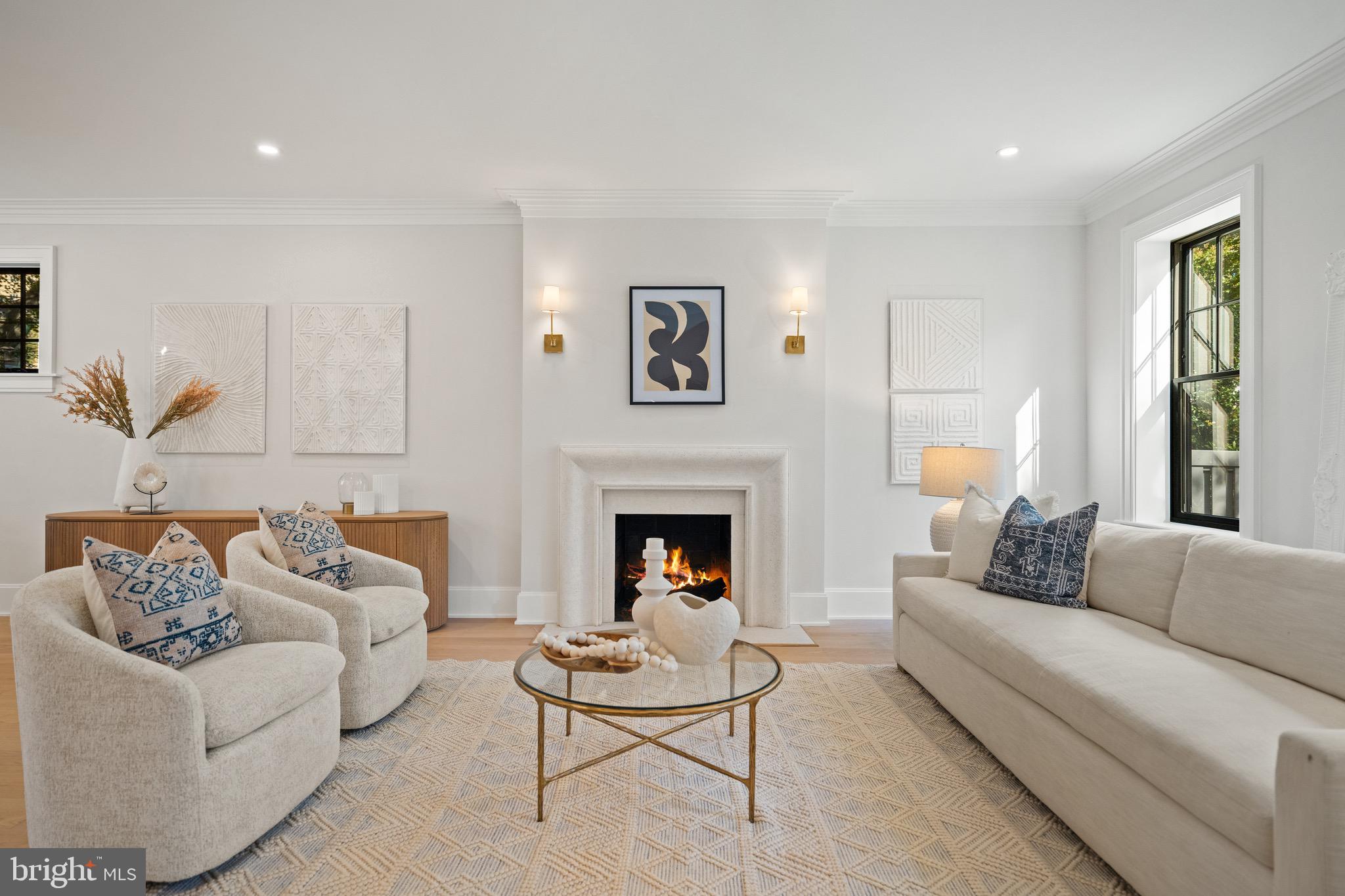 OBSERVATORY CIRCLE - Residential