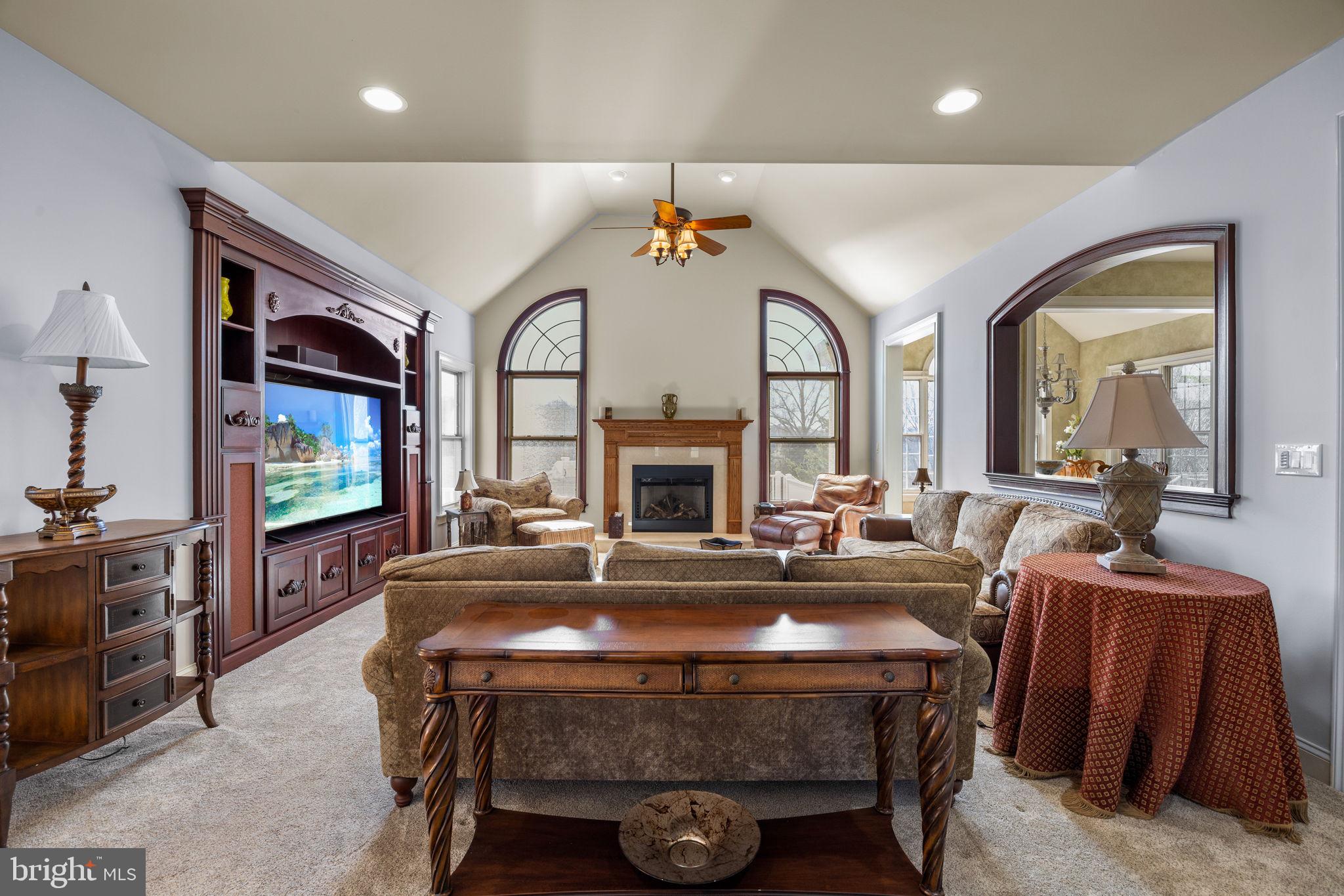 WHITEMARSH CHASE - Residential