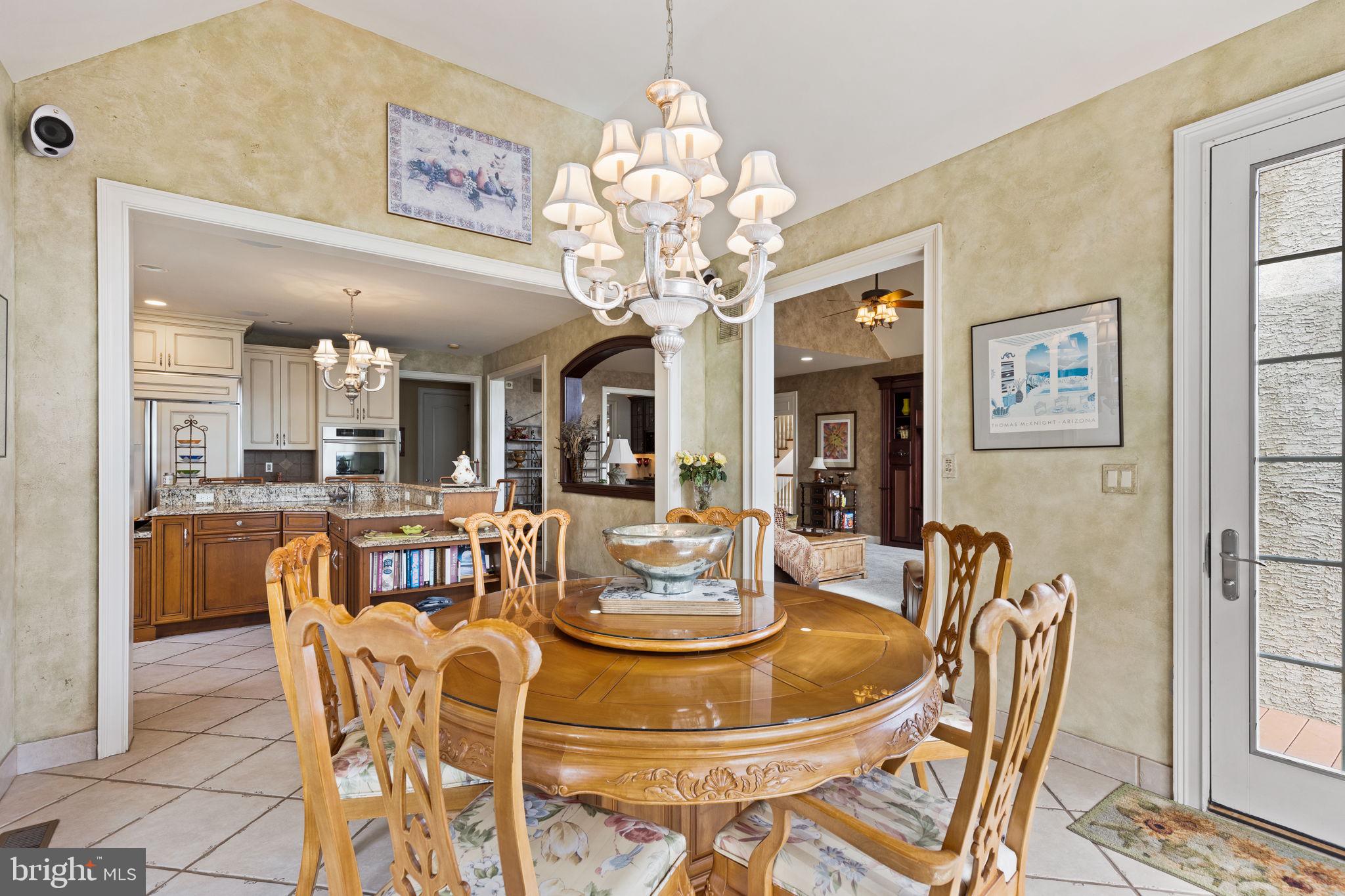 WHITEMARSH CHASE - Residential