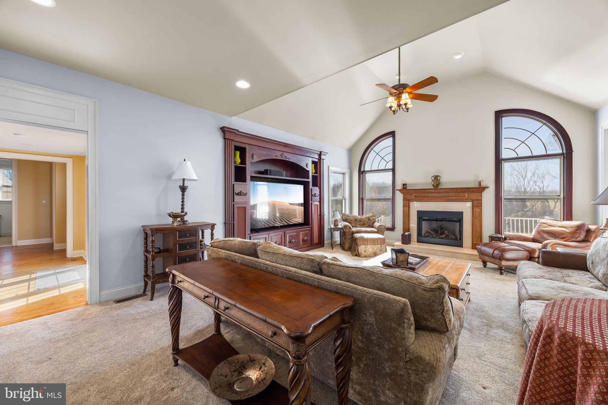 WHITEMARSH CHASE - Residential