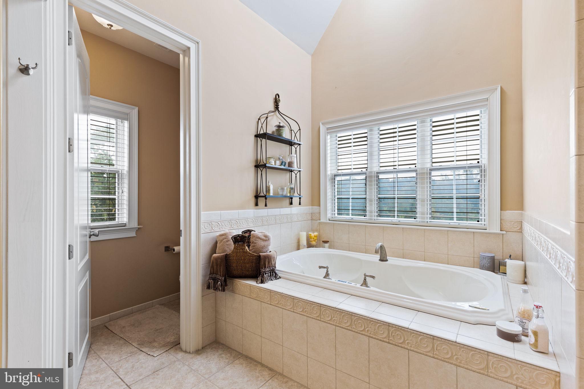 WHITEMARSH CHASE - Residential