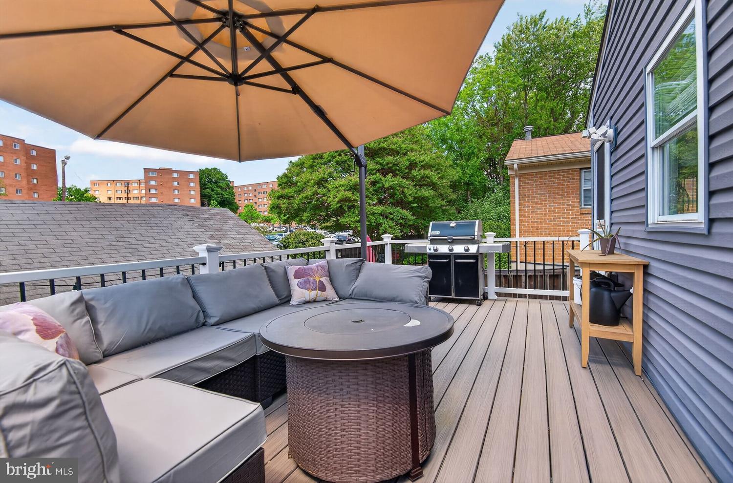 SOUTHGATE - Residential