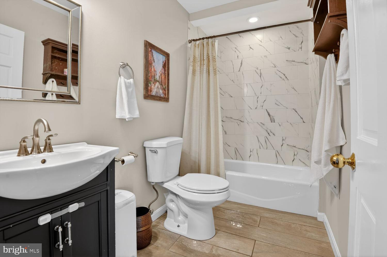 SOUTHGATE - Residential