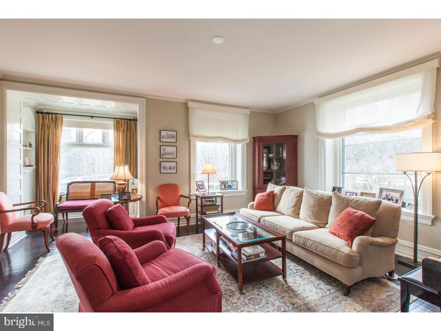 CHESTNUT HILL - Residential