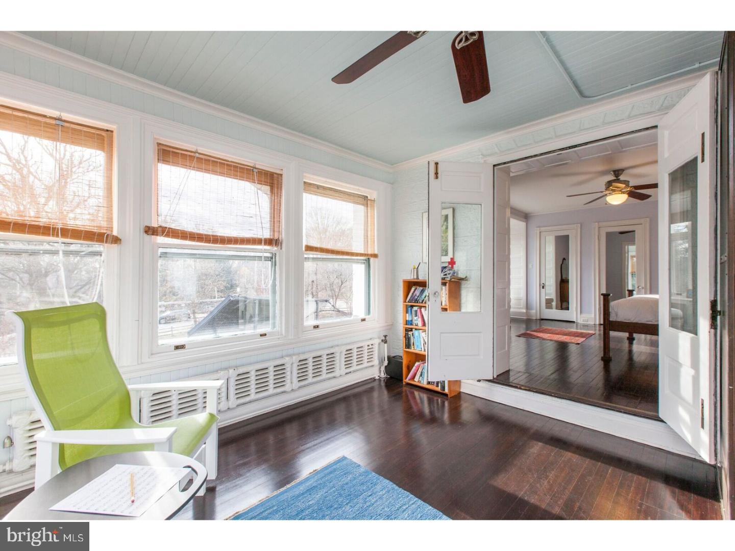 CHESTNUT HILL - Residential