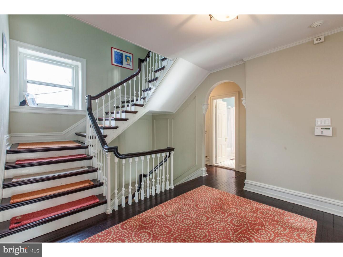 CHESTNUT HILL - Residential