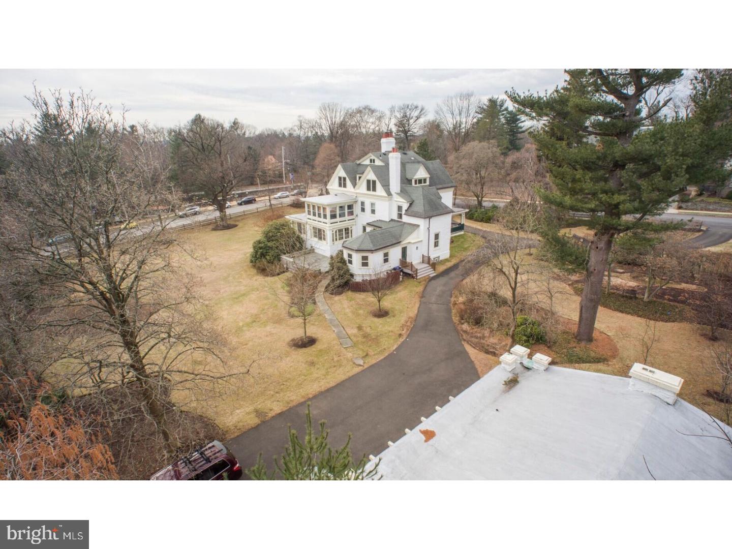 CHESTNUT HILL - Residential