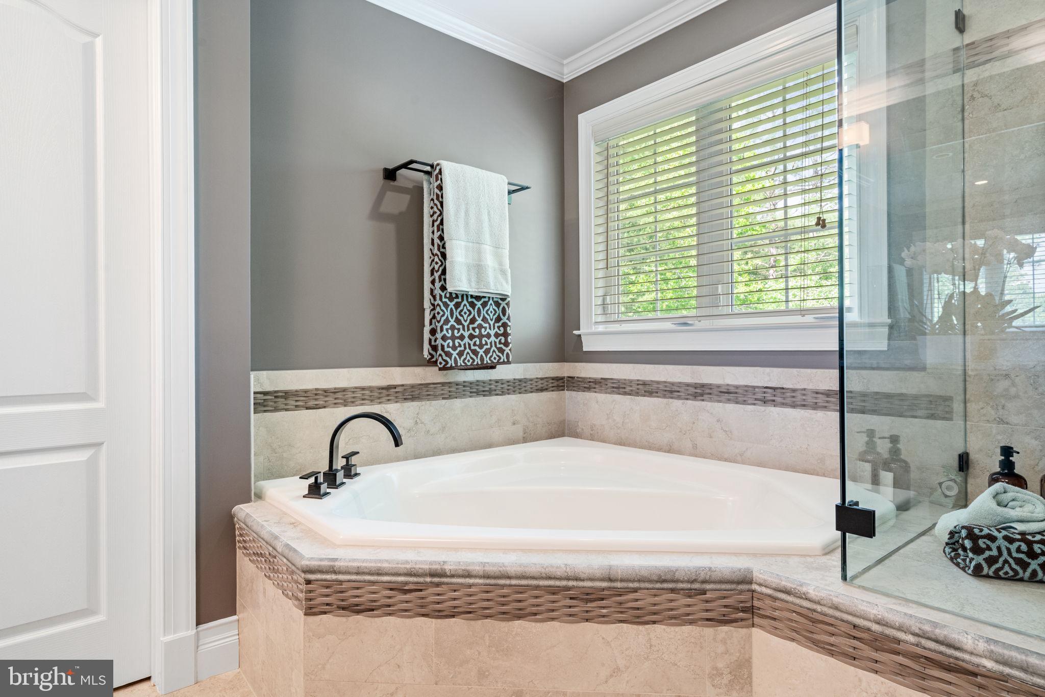 AUGUSTINE NORTH - Residential