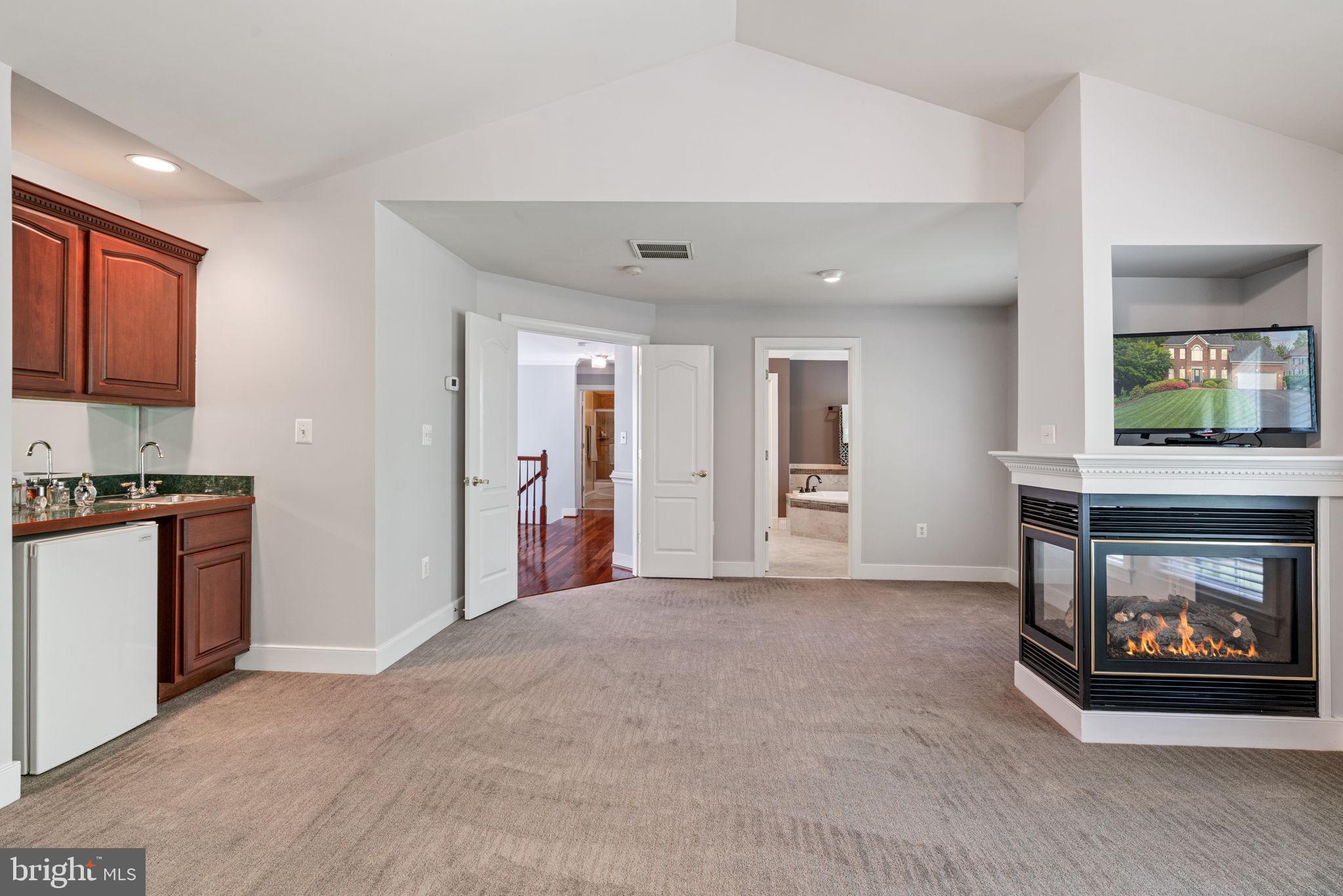 AUGUSTINE NORTH - Residential