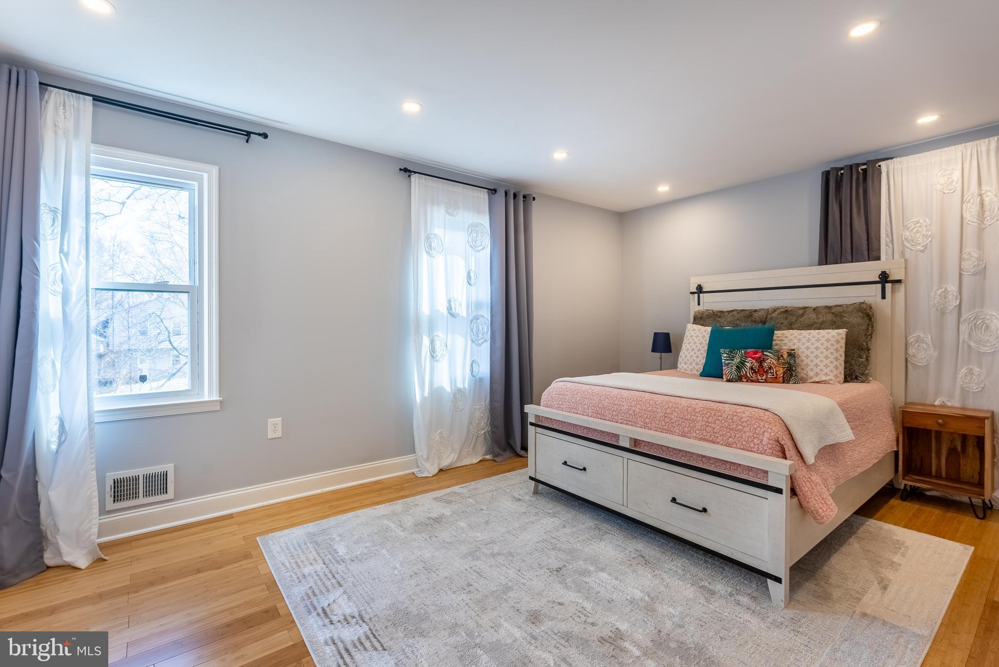 TIMOTHY PARK - Residential