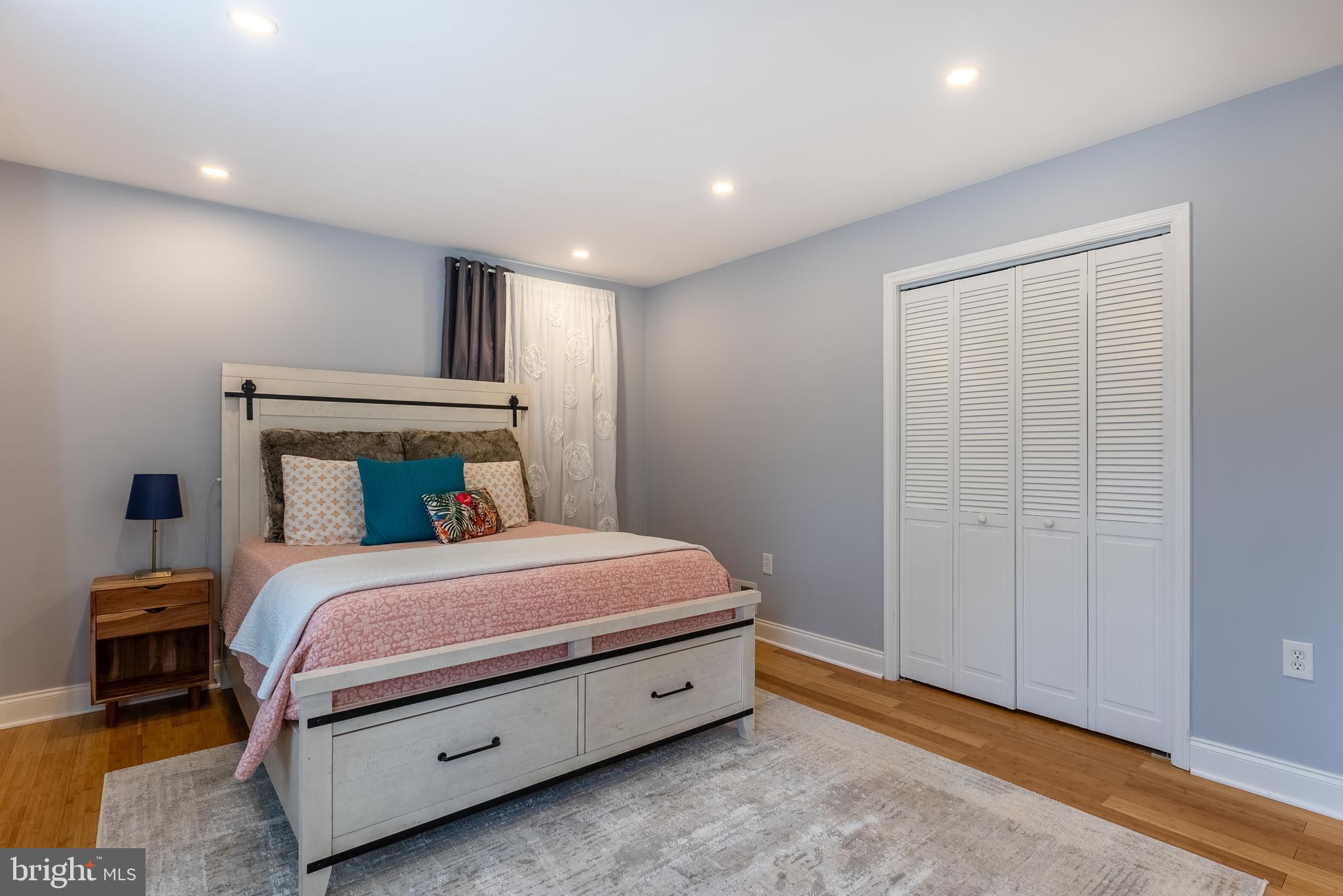 TIMOTHY PARK - Residential