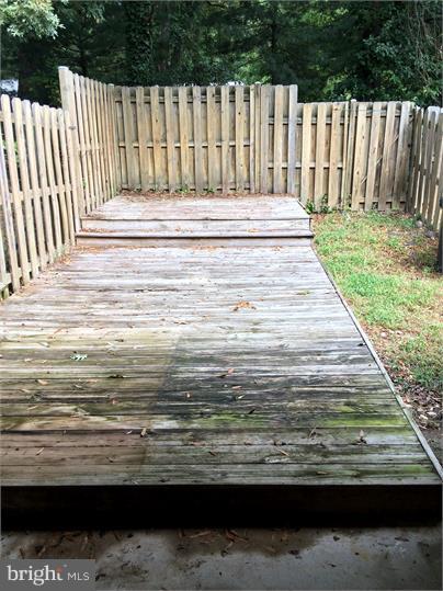 OLDE GREENWICH - Residential Lease