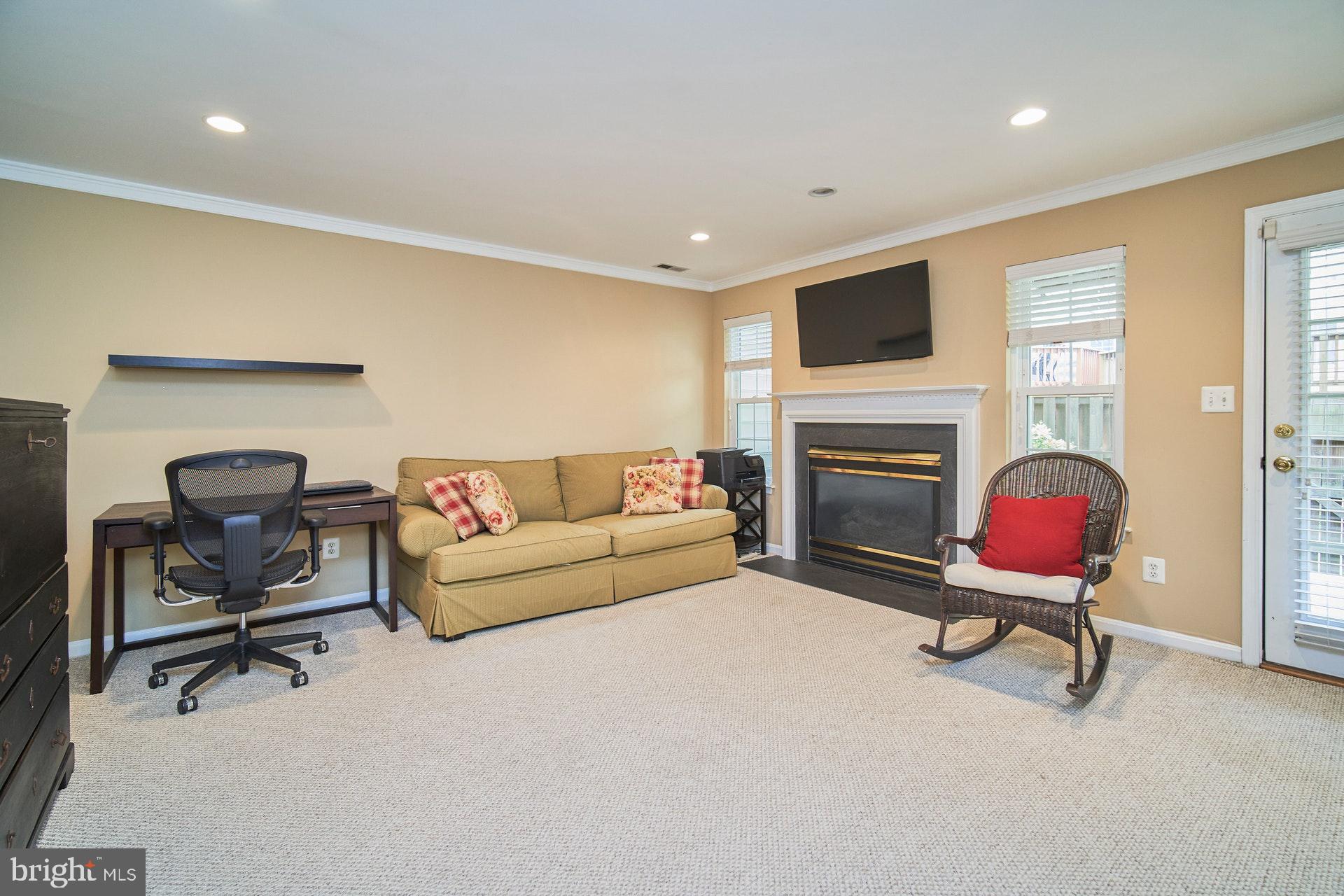 RANDOM HILLS LAND BAY - Residential