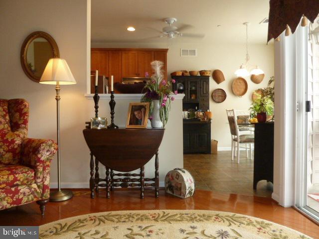 REGENTS GLEN - Residential