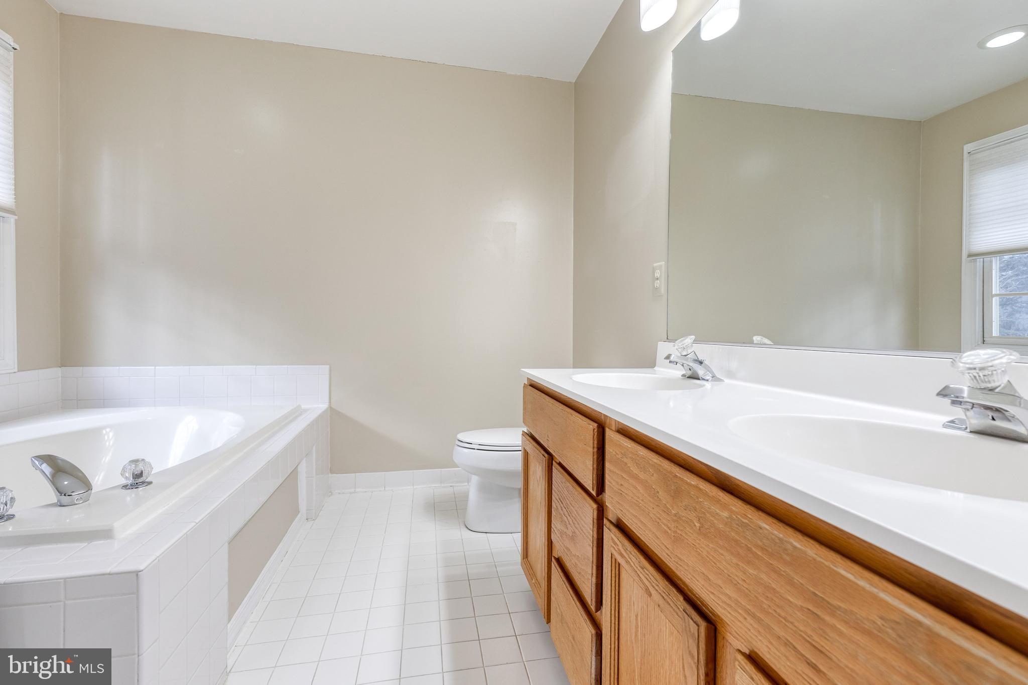 RUSSETT - Residential Lease