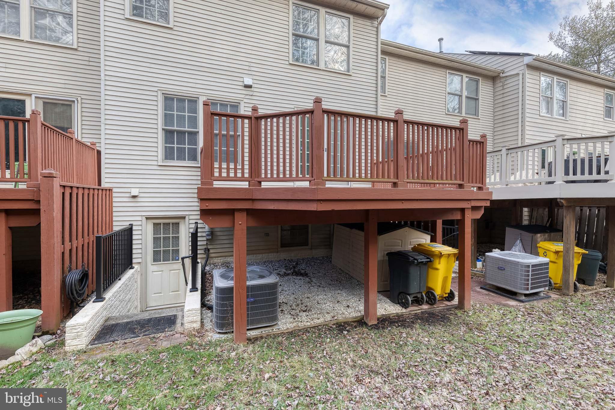 RUSSETT - Residential Lease