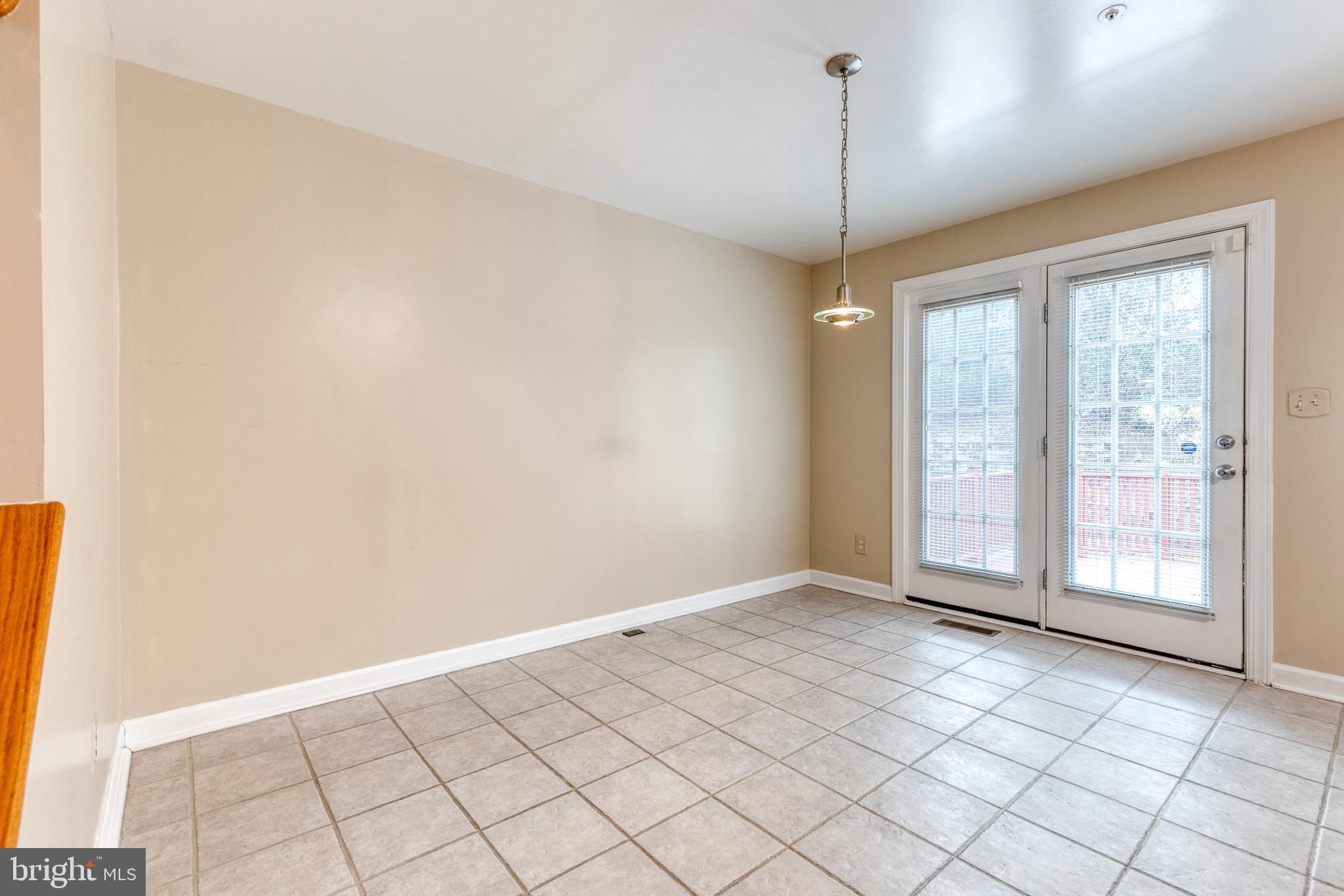 RUSSETT - Residential Lease