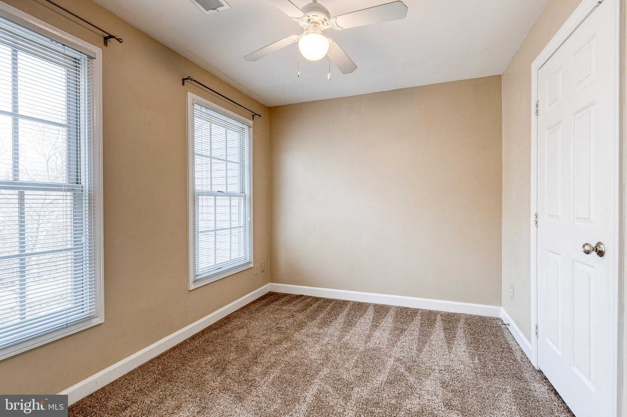 RUSSETT - Residential Lease