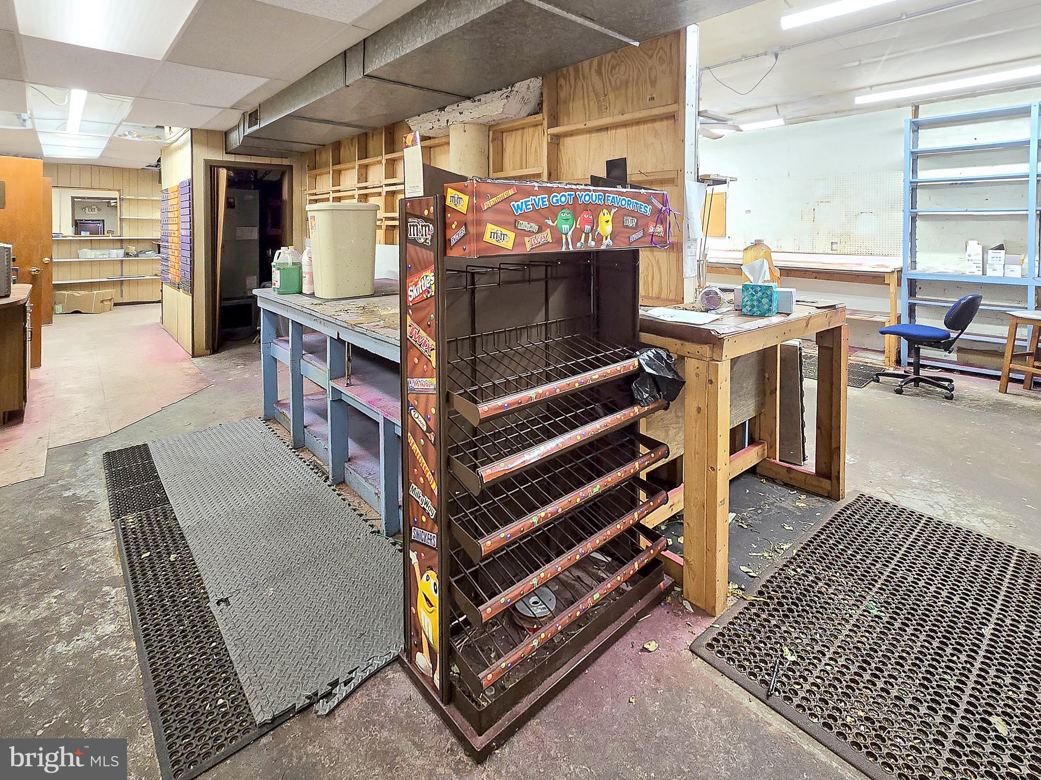 NONE AVAILABLE - Commercial Lease