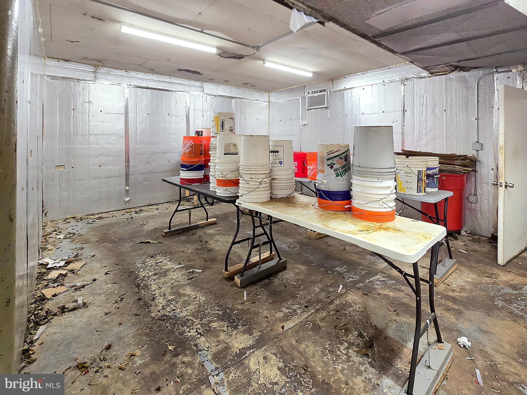 NONE AVAILABLE - Commercial Lease