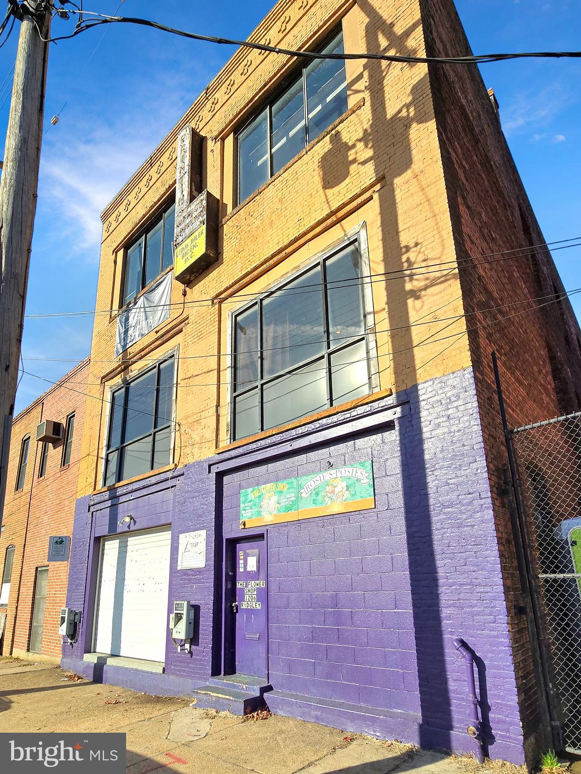Well located warehouse/office space located just a block to M & T Stadium and easy walk to Camden Yards, minutes to Federal Hill & Downtown Baltimore. Many possibilities, perfect for construction storage/office, warehouse, mechanic shop, or meeting hall. Front & rear drive in doors & electronic car charger. Previous use was florist distribution center and retail outlet. Rent is for the first floor, approx 5000 sf. Floors 2 and 3 are negotiable.