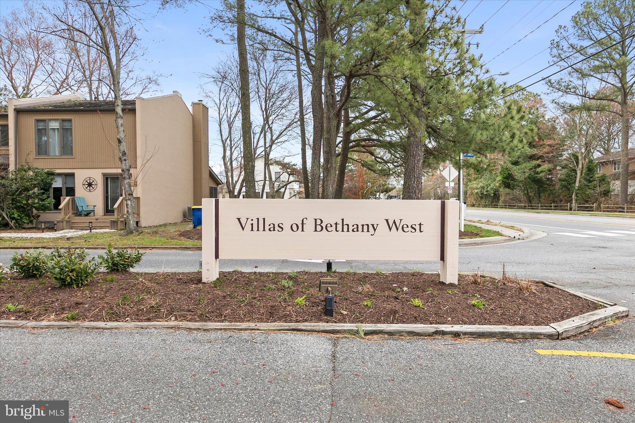 792C SALT POND CIRCLE C