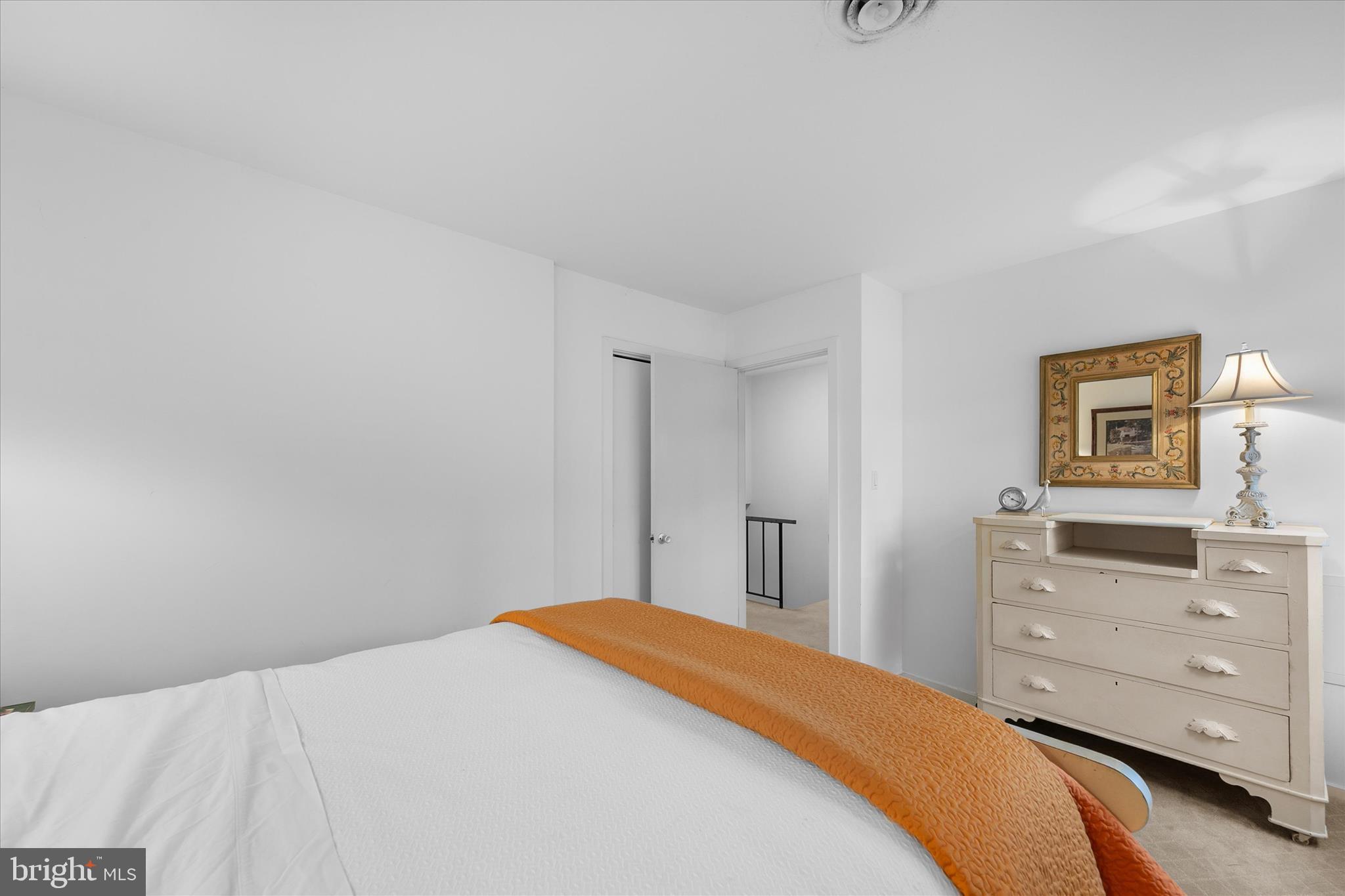 VILLAS OF BETHANY WEST - Residential