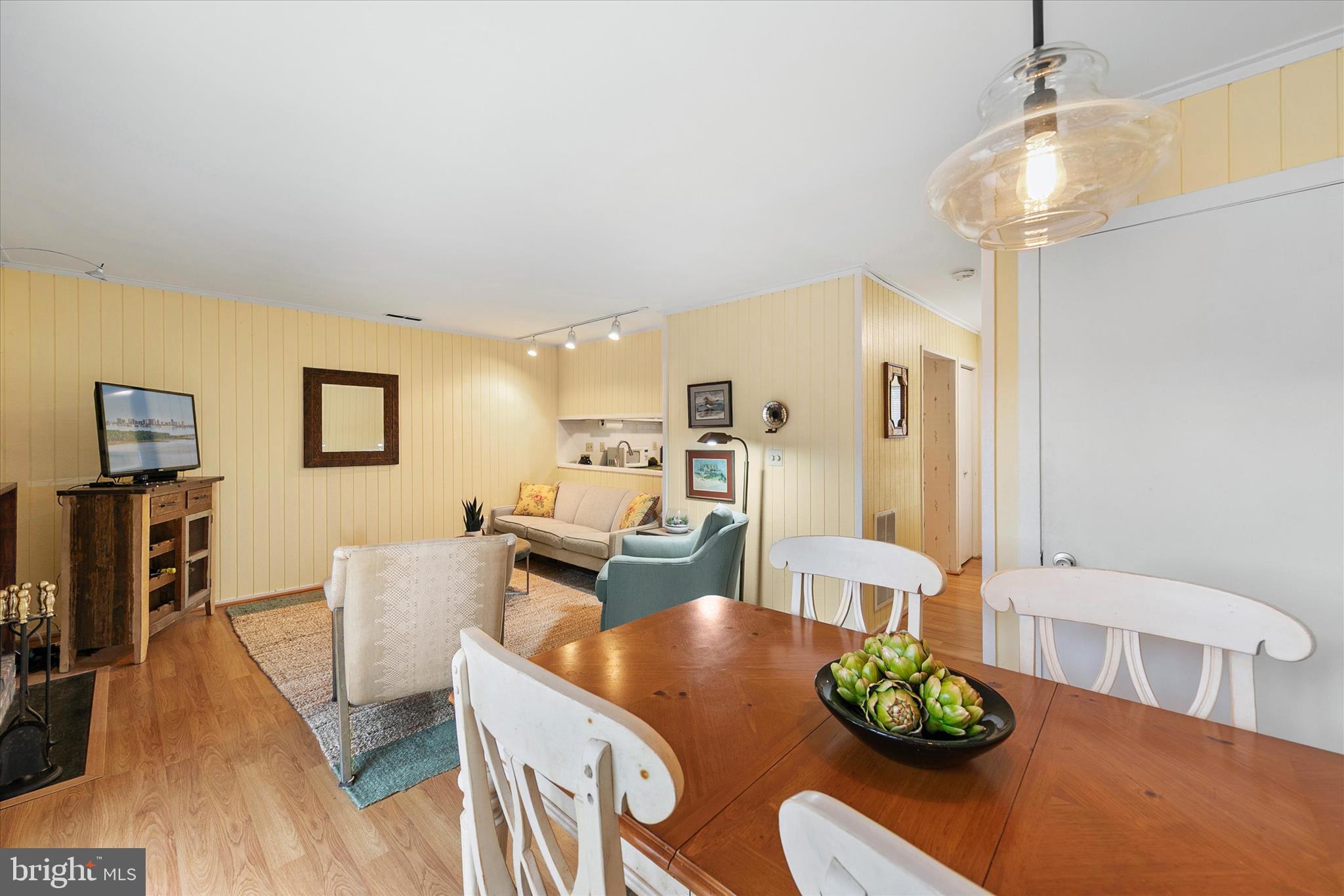 VILLAS OF BETHANY WEST - Residential