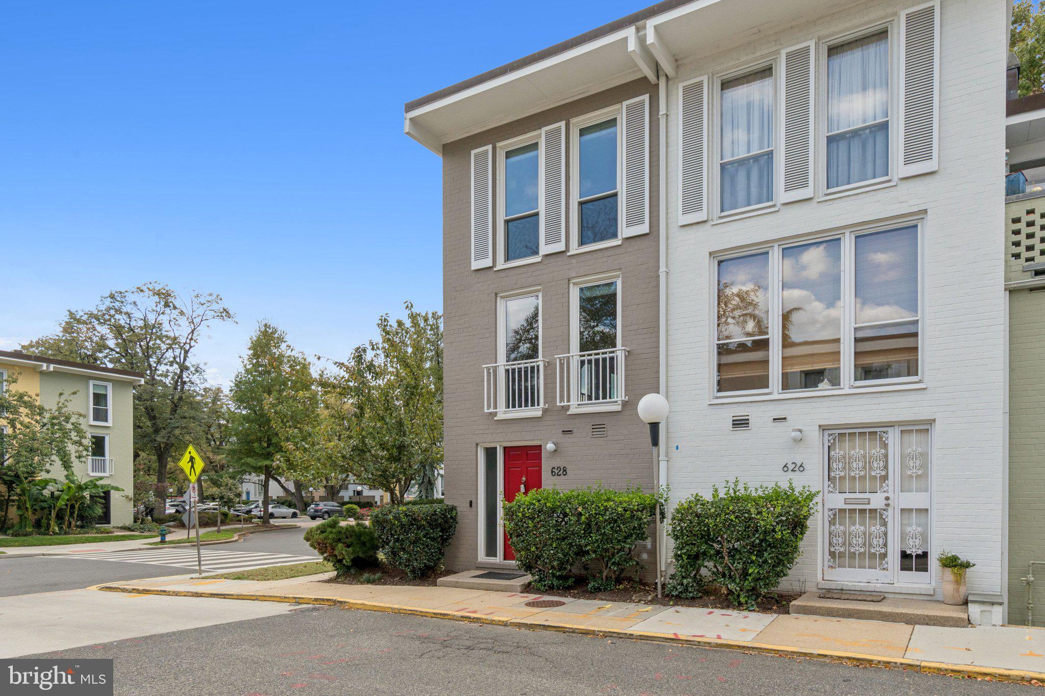 628 3RD STREET SW 115