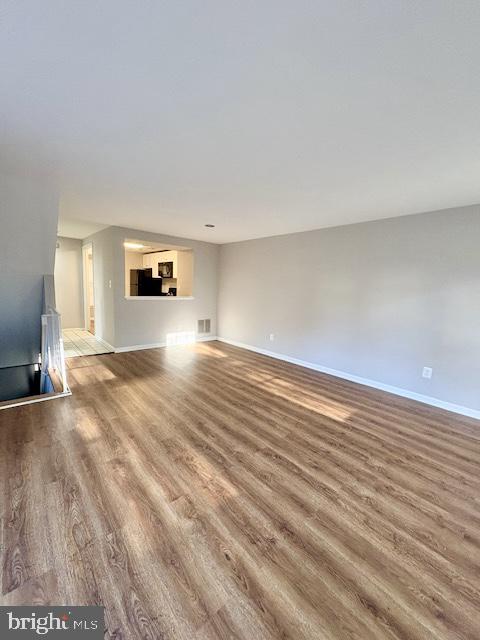 ESSEX PLACE - Residential Lease