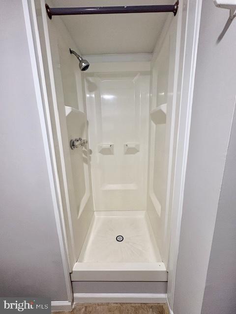 ESSEX PLACE - Residential Lease